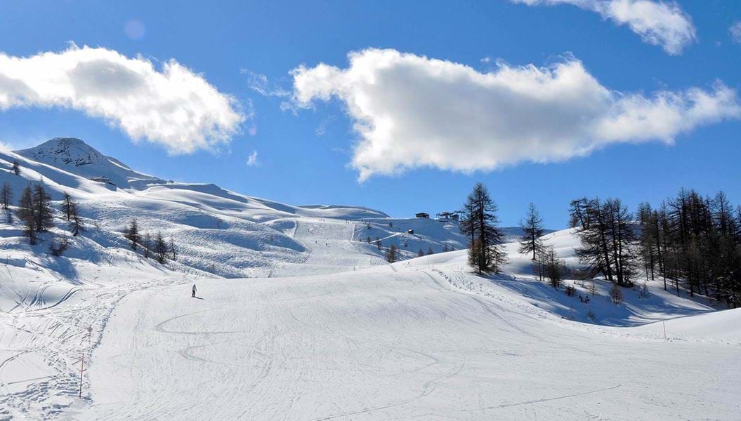 I Sauze d'Oulx får verdensklasse skiløb i smukke omgivelser med Danski