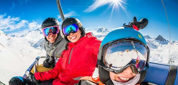 Nyd lækkert vejr og fantastisk skiløb for hele familien i Tignes
