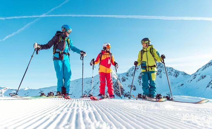 Perfekt skiløb og blå himmel på skiferien med Danski til Ischgl